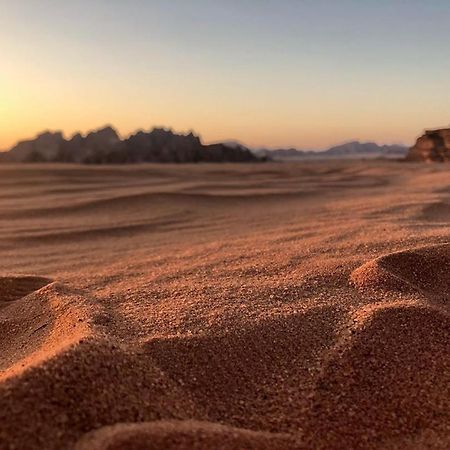 Wadi Rum Bedouin House Bagian luar foto