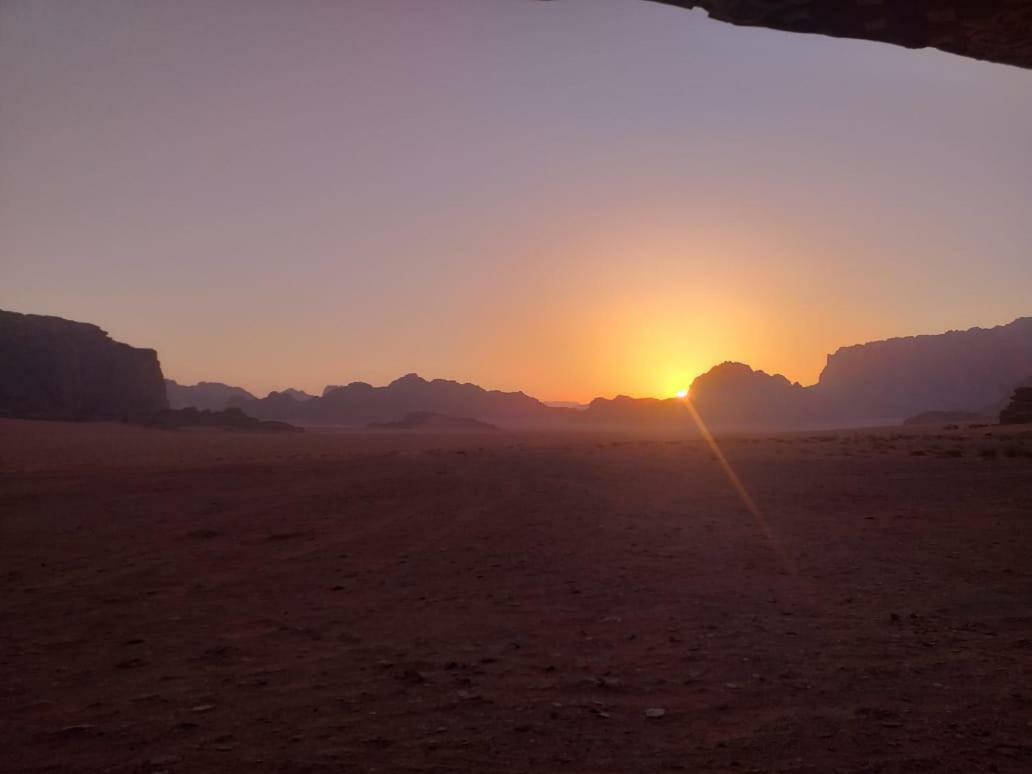 Wadi Rum Bedouin House Bagian luar foto