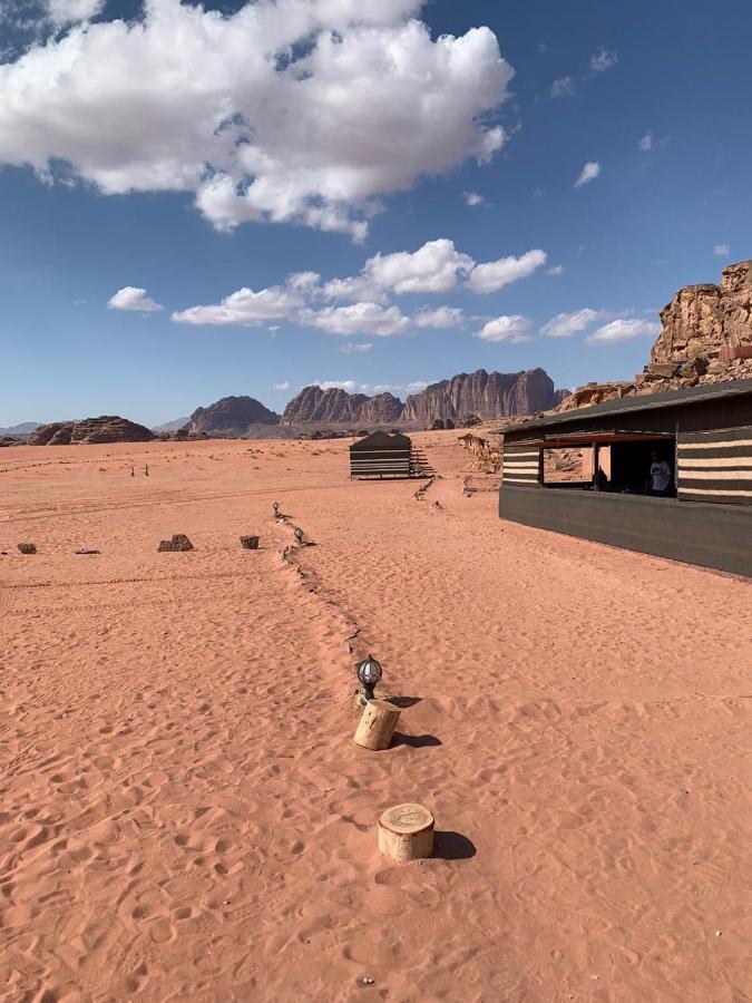 Wadi Rum Bedouin House Bagian luar foto